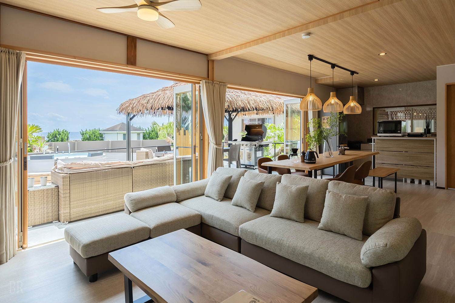 Private Accommodation Space for Up to 16 Guests